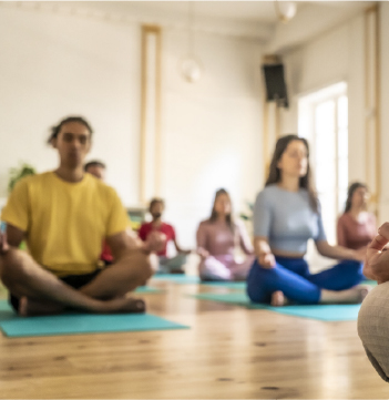 Academia de Yoga ANANDA - Image 1